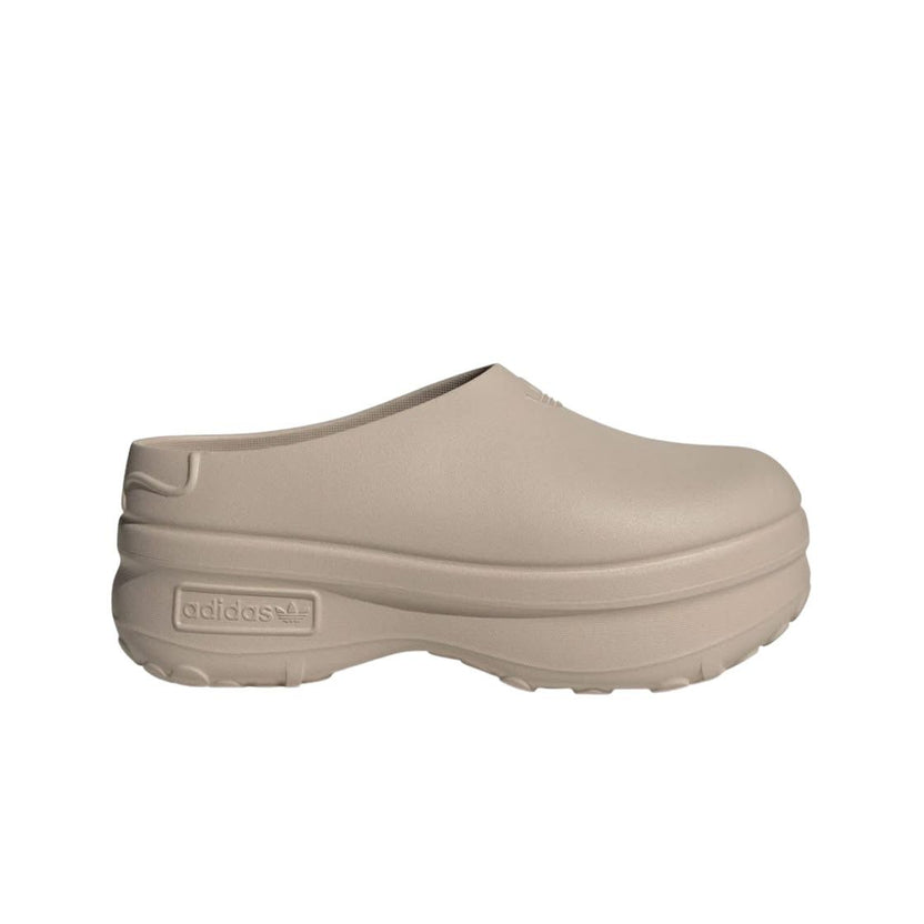 Viral Addidas foam walker