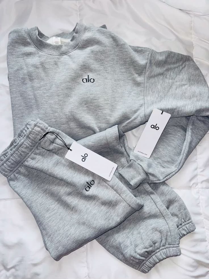 Trendy tracksuit(2 piece set)